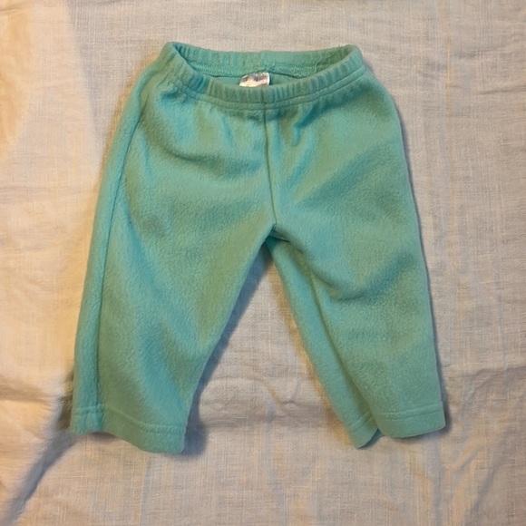 Two piece - Picture 3 of 6